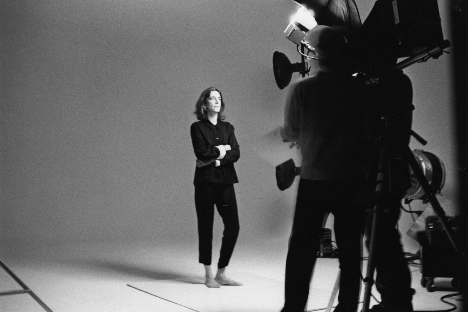 Smith being photographed by Richard Avedon for The New Yorker, 1998