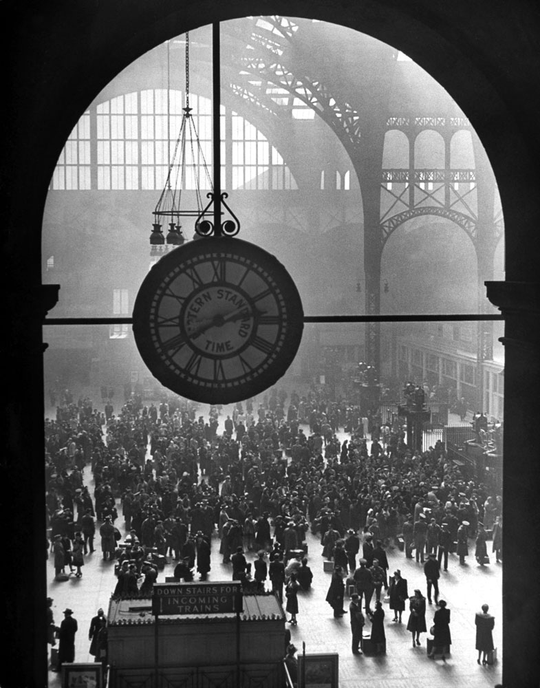 Beautiful, ornate clock at Pennsylvania Station, December 1942