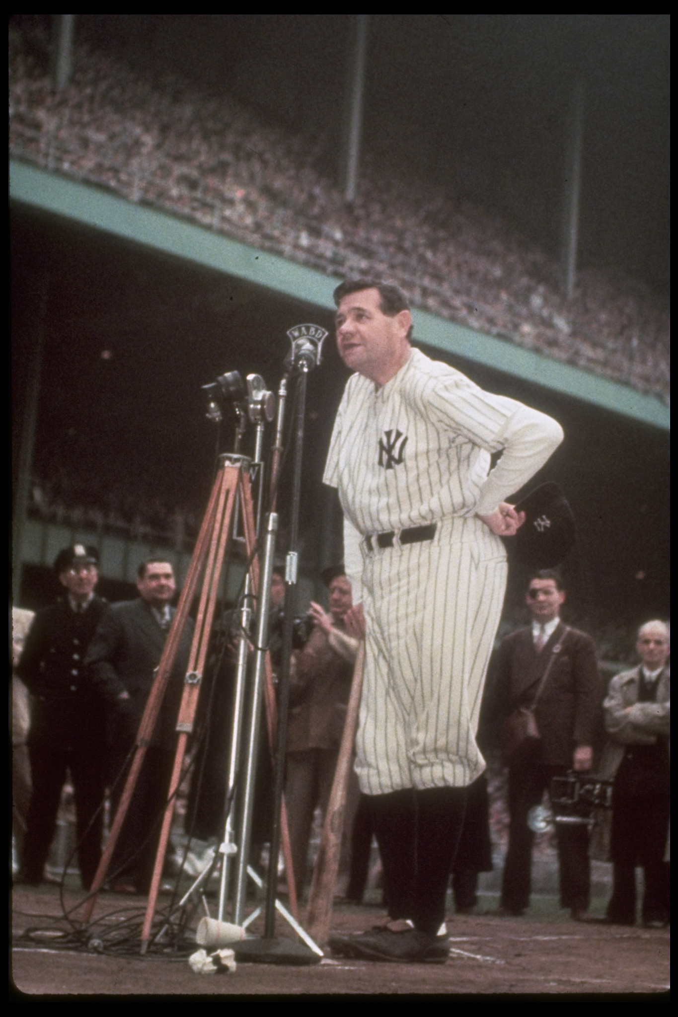 Babe Ruth thanks the crowd during his final appearance in pinstripes, June 13, 1948.
