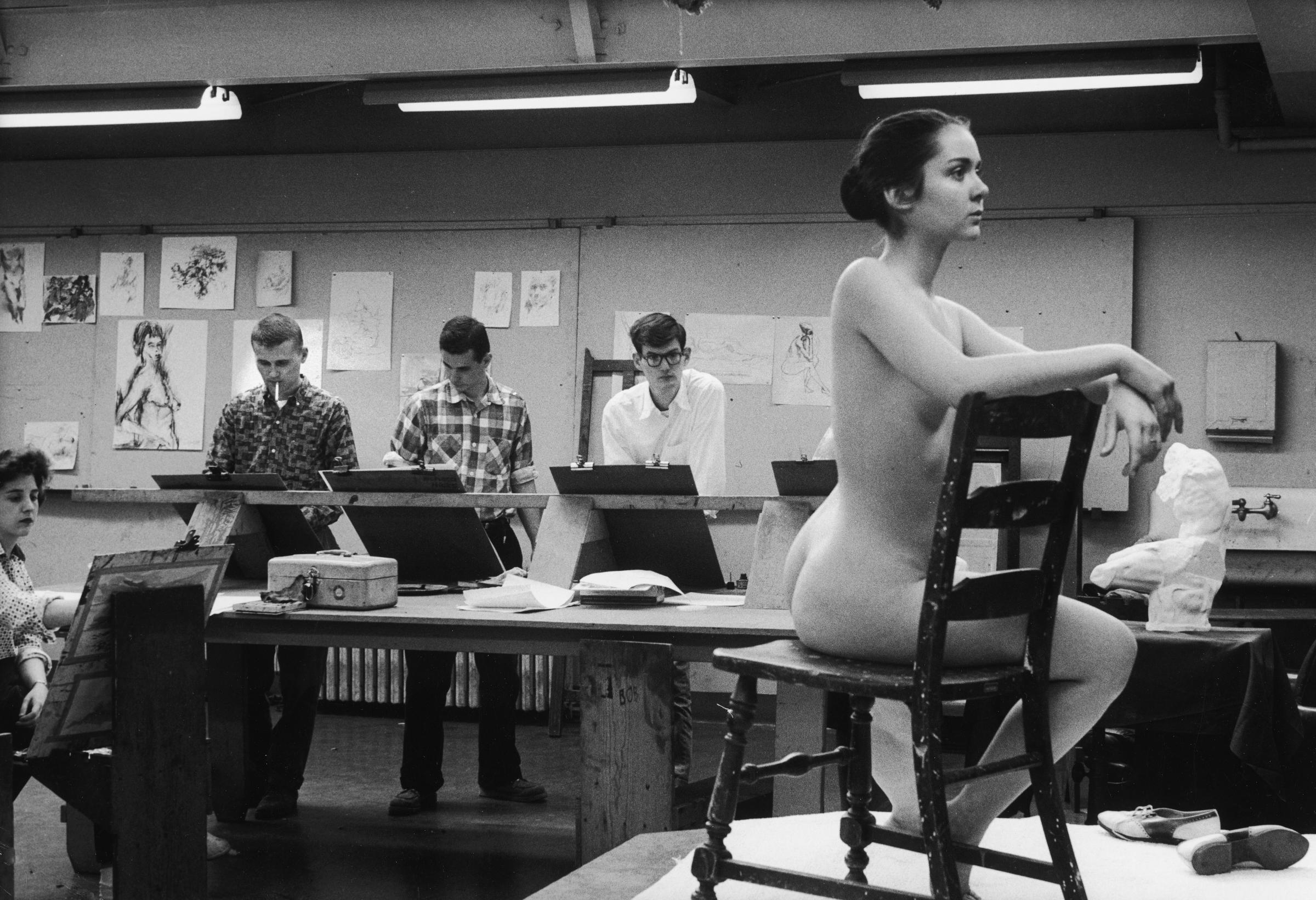 Students at the University of Iowa draw from a nude model in 1961.