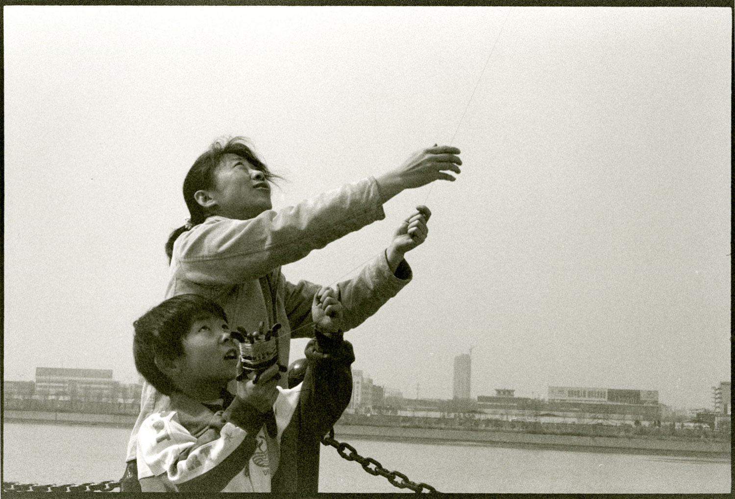 Kite - Fenhe park, Taiyuan with branch of Yellow River