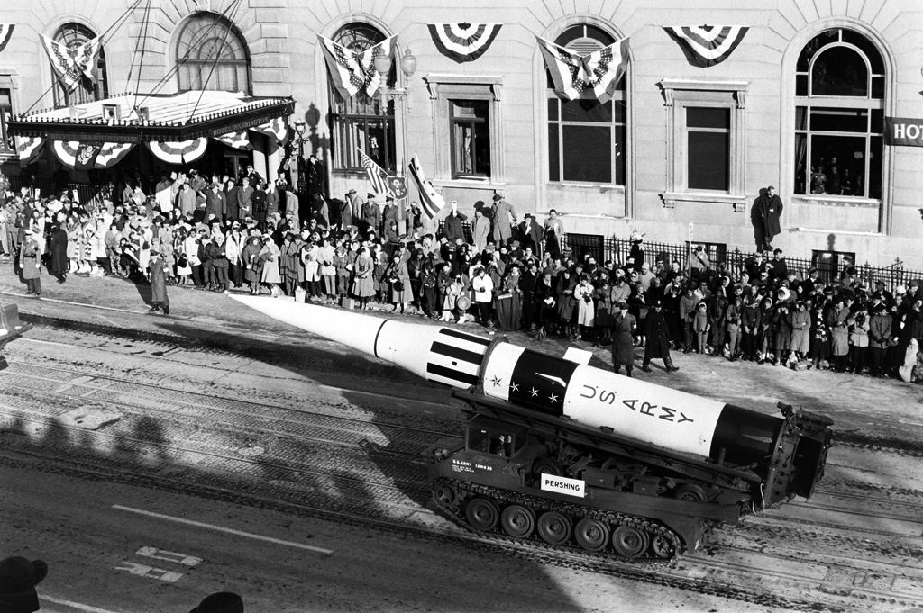 The pershing medium-range ballistic missile made its first appearance during the Inauguration parade.