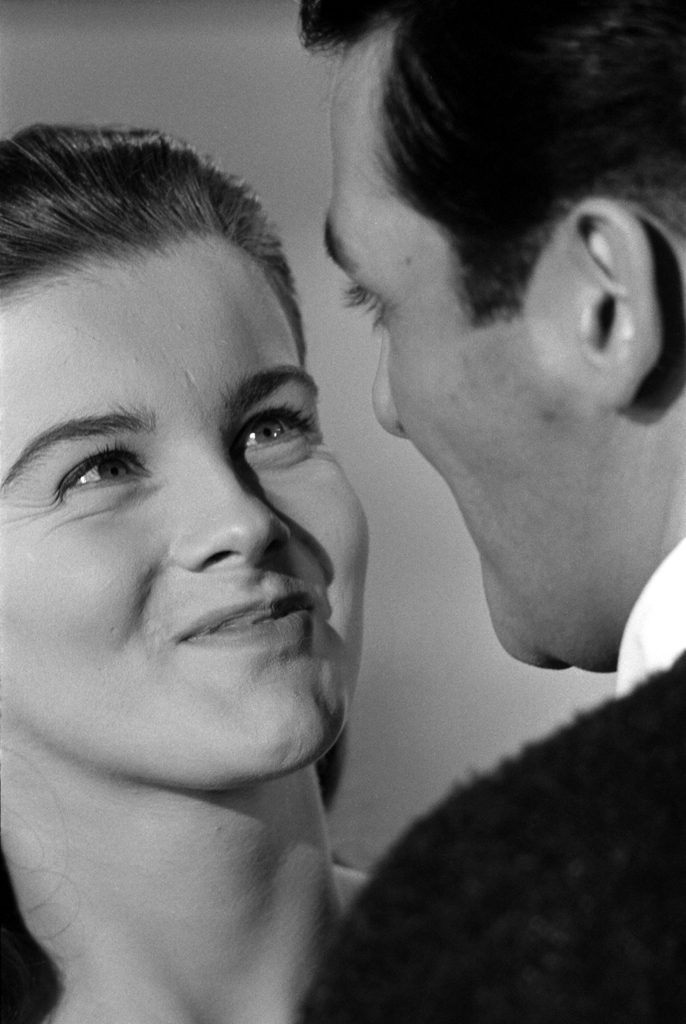 Ann-Margret face-to-face with actor David Hedison, 1961.