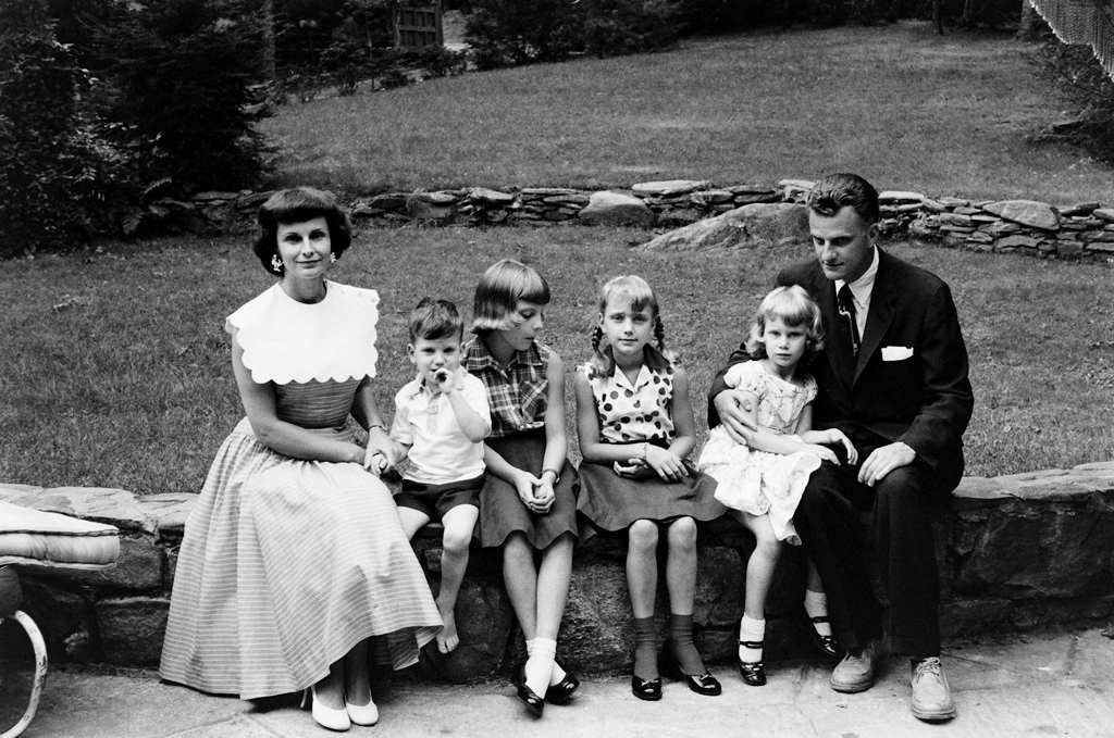 Billy and Ruth Graham and their four children in North Carolina in 1956: Franklin (who would become the pastor's designated successor as head of the Billy Graham Evangelistic Association), Virginia, Anne and Ruth.