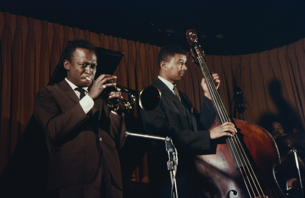 Picture of Miles Davis and Paul Chambers, 1958
