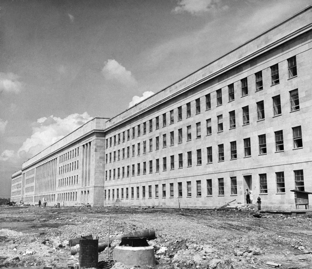 Building the Pentagon, 1940s