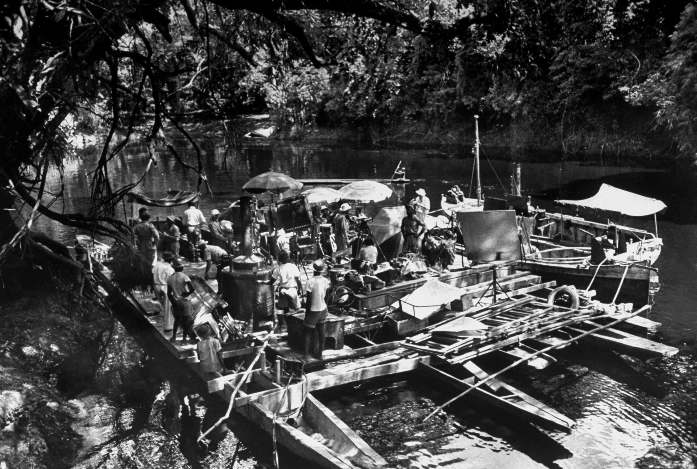 A view of the rig necessary to allow filming of Charlie Allnut's boat on the river in The African Queen.