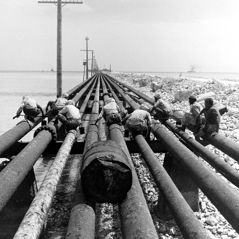 Oil industry laborers, Bahrain, 1945