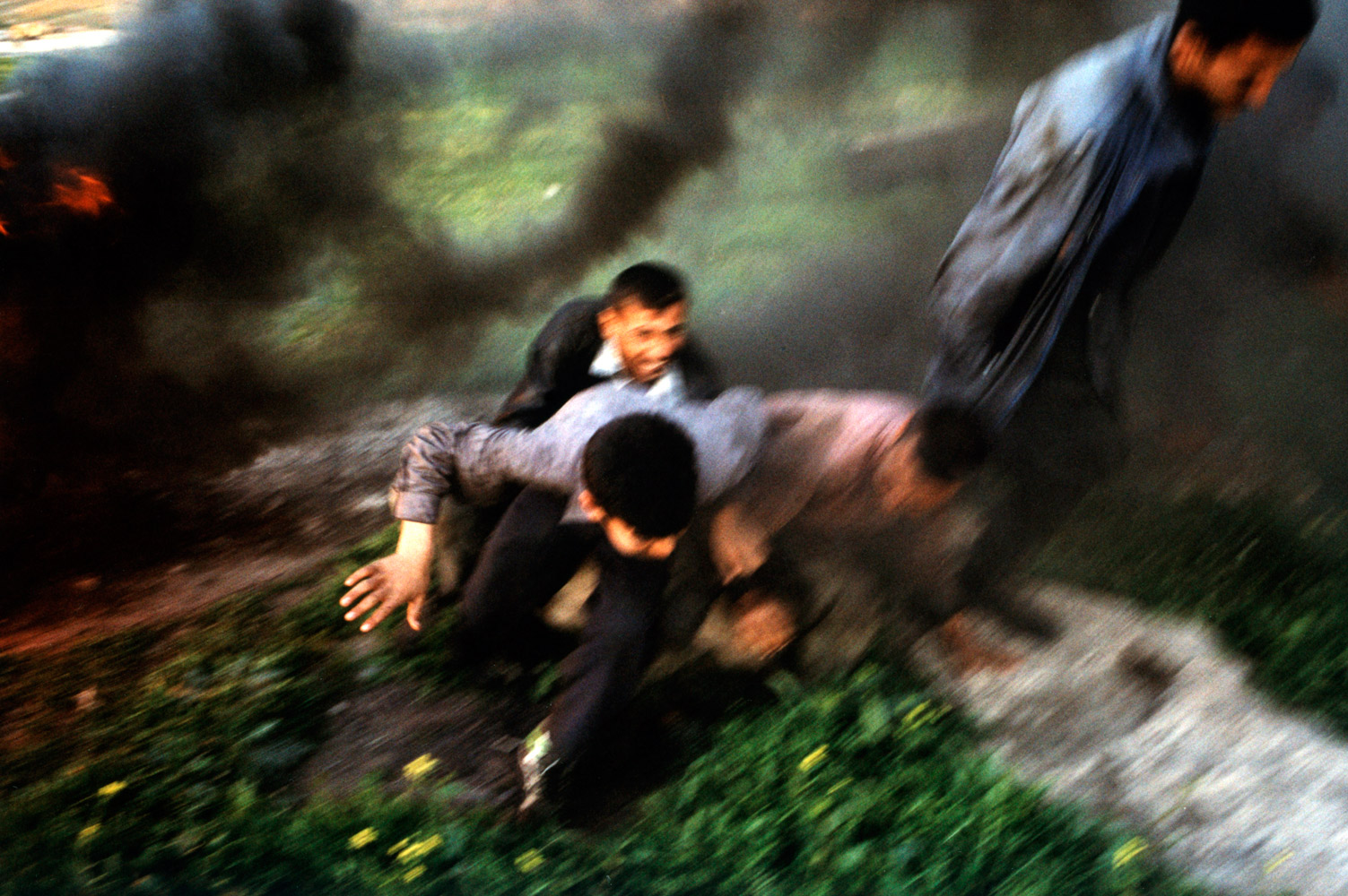 INSight ArtistSoukh ash-Shouyoukh, Northern Iraq, April 2004. Roadside bombing attack on a pipe-line.