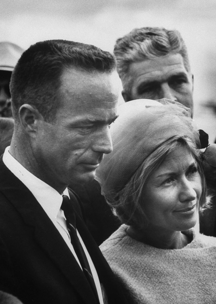 Astronaut Scott Carpenter and his wife Rene after his successful May 1962 orbital flight.