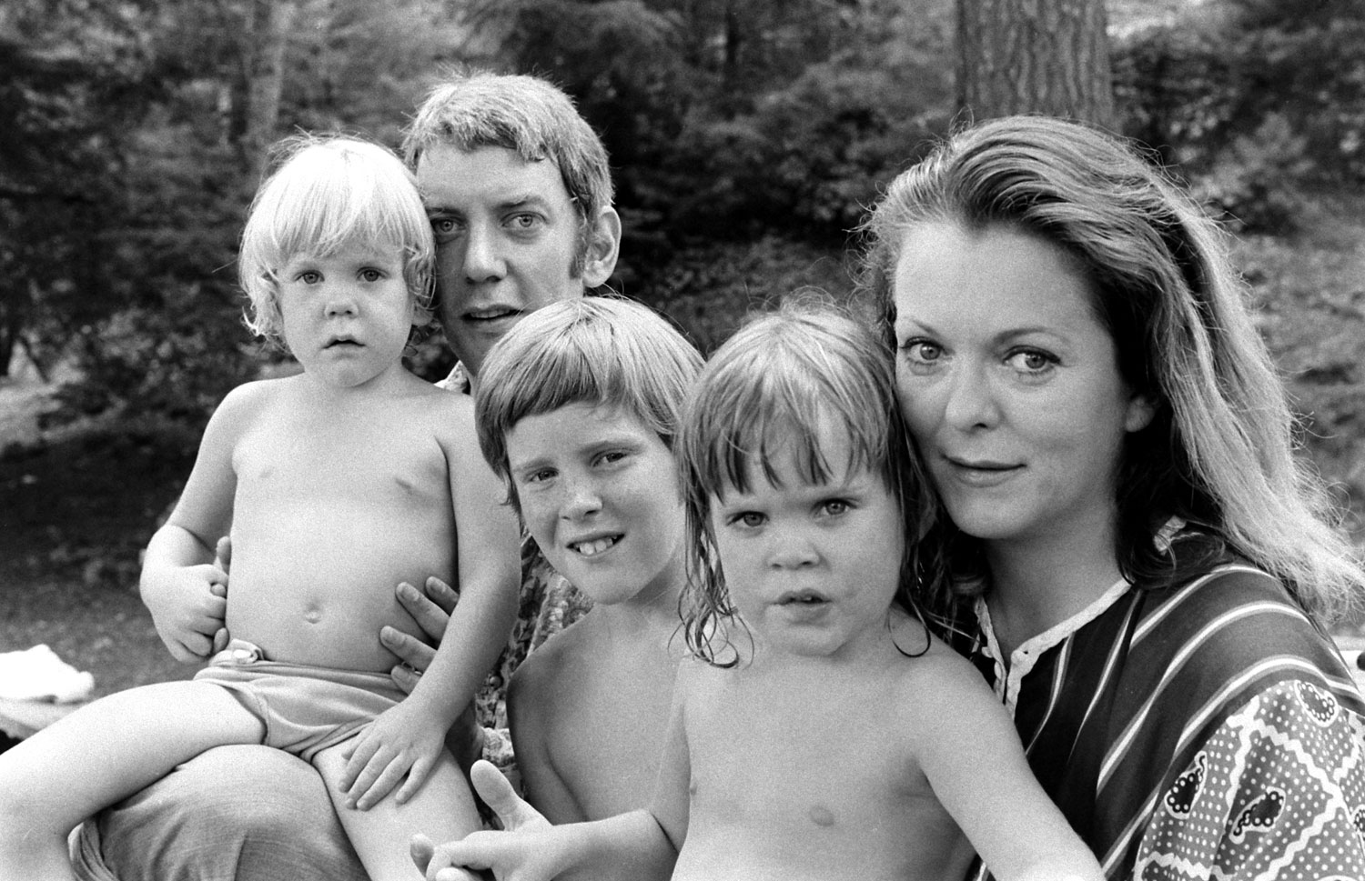 Donald Sutherland with his wife, Shirley Douglas, and their children (l-r): Kiefer Sutherland, Tom Douglas (Shirley's son from her first marriage), Rachel Sutherland, in California, 1970.