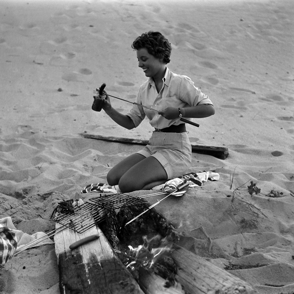 Beach barbecue, Massachusetts, 1953.