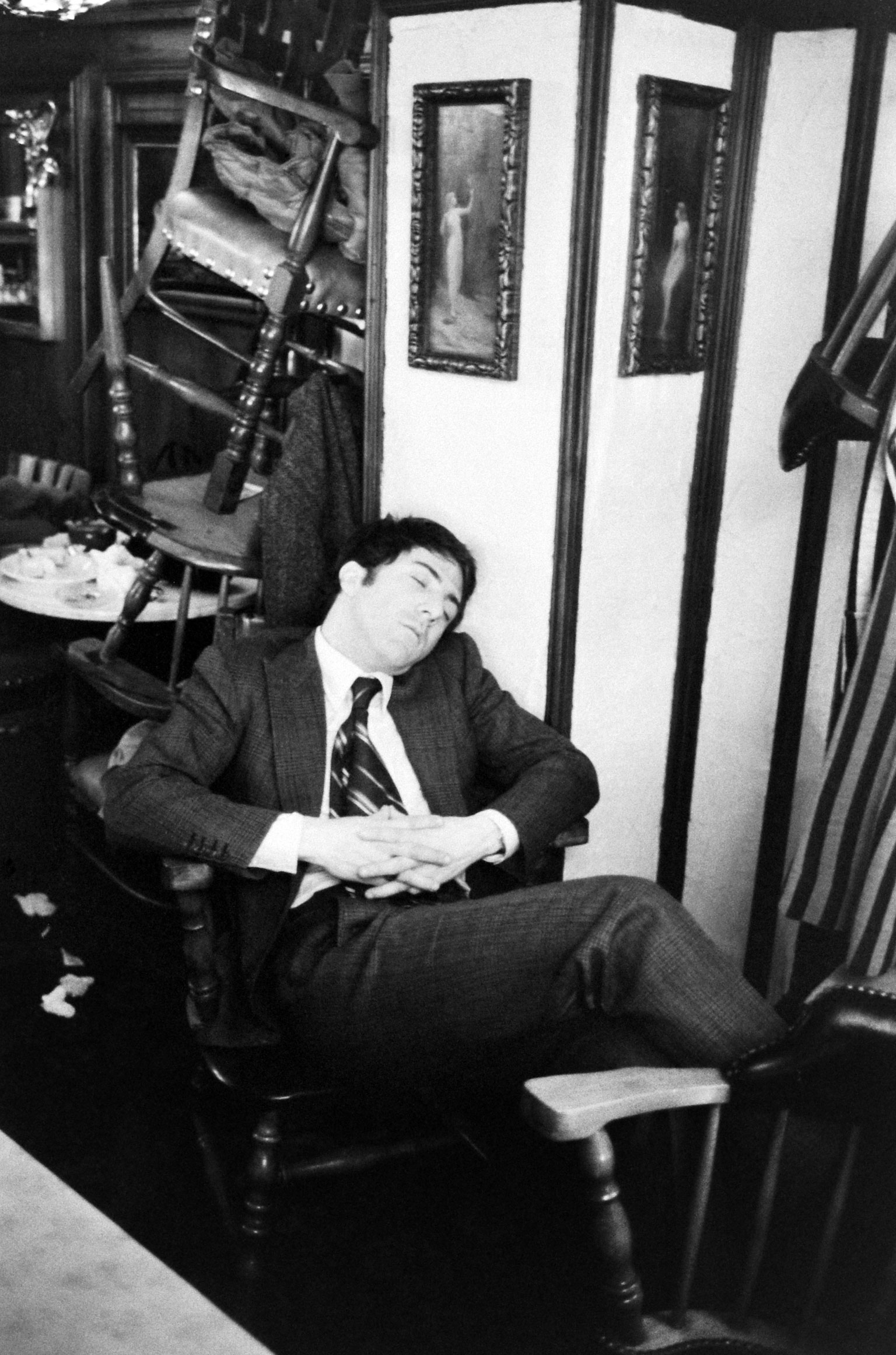 Dustin Hoffman asleep on the set of the 1969 movie, John and Mary.