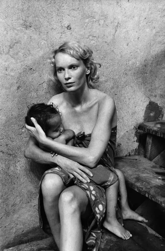Image: Mia Farrow and Child, Bora Bora, 1978