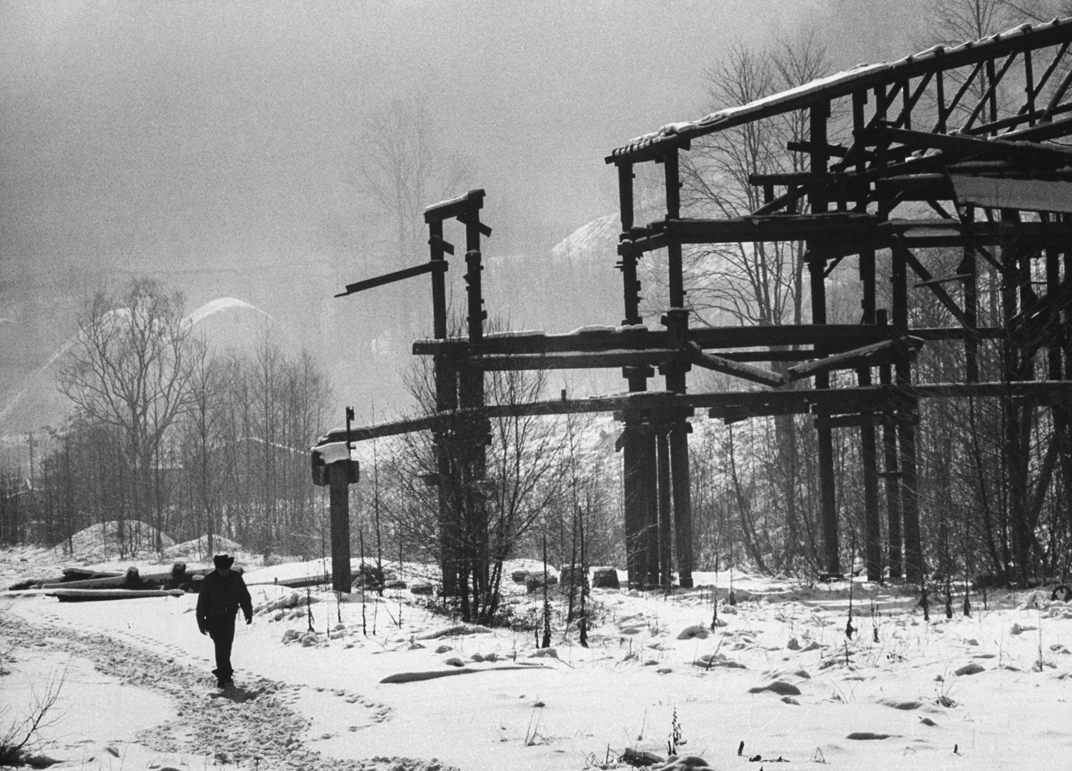 All over Appalachia the ruins of trestles jut from deserted hillside coal mines. This mine, once owned by Thornton Mining Co., was making big money 20 years ago. It paid miners $8.50 a day -- good pay in those days -- and wealth flowed through the valley. The mine closed in 1945.