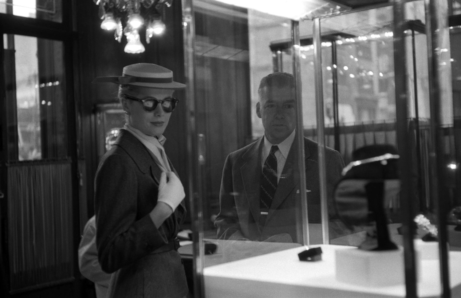 Grace Kelly inside a New York jewelry store, where she perused possible gifts for her groom.