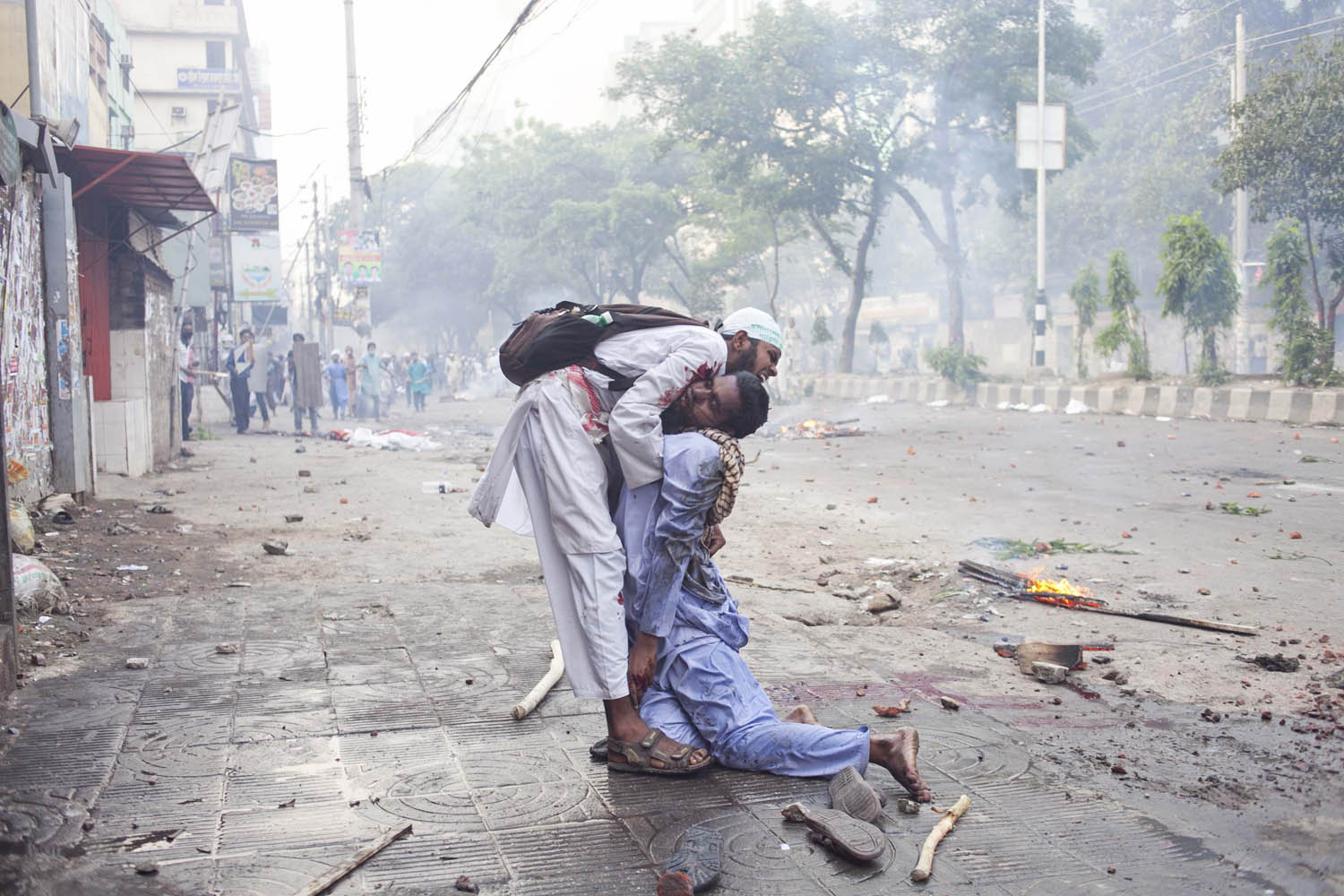Hefazat-e-Islam locked in clashes with police in Dhaka