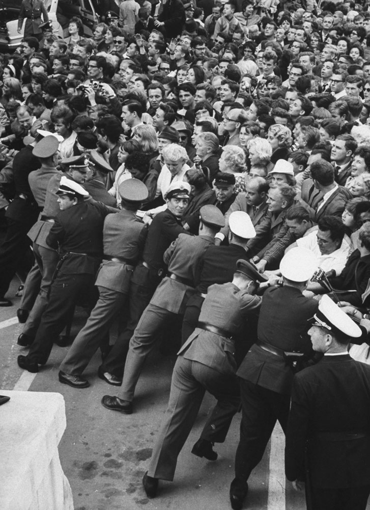 German police restrain crowds during President Kennedy's June 1963 tour.