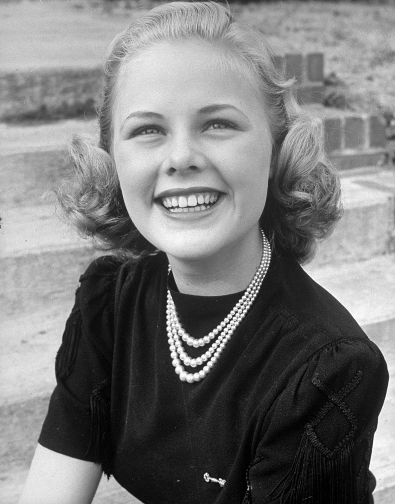 English major Helen Johnson, 18, a member of Kappa Kappa Gamma sorority and a junior at the University of Kansas, 1939.