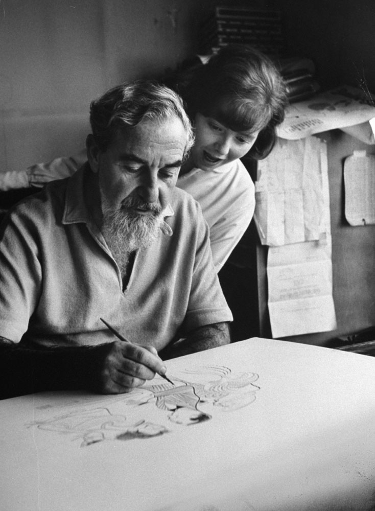 Al Hirschfeld with his daughter Nina, 1961.