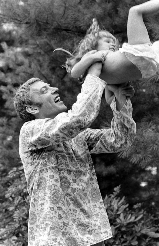 Donald Sutherland and daughter Rachel, 1970.