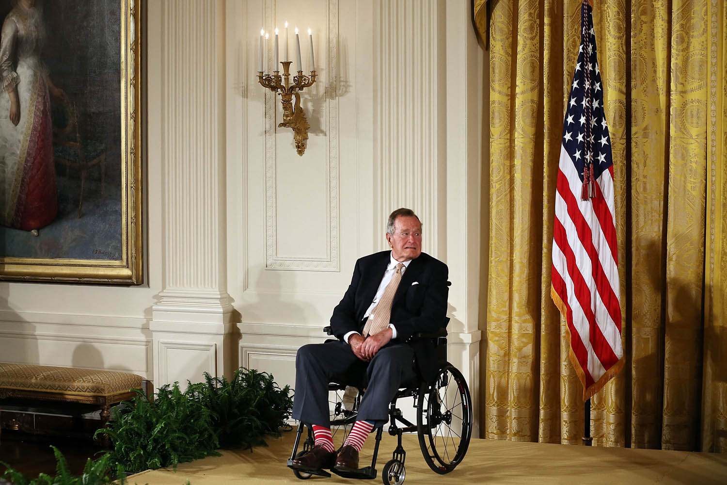 *** BESTPIX *** Obama Hosts George H.W. Bush And Family To Honor 5000th Points Of Light Winner