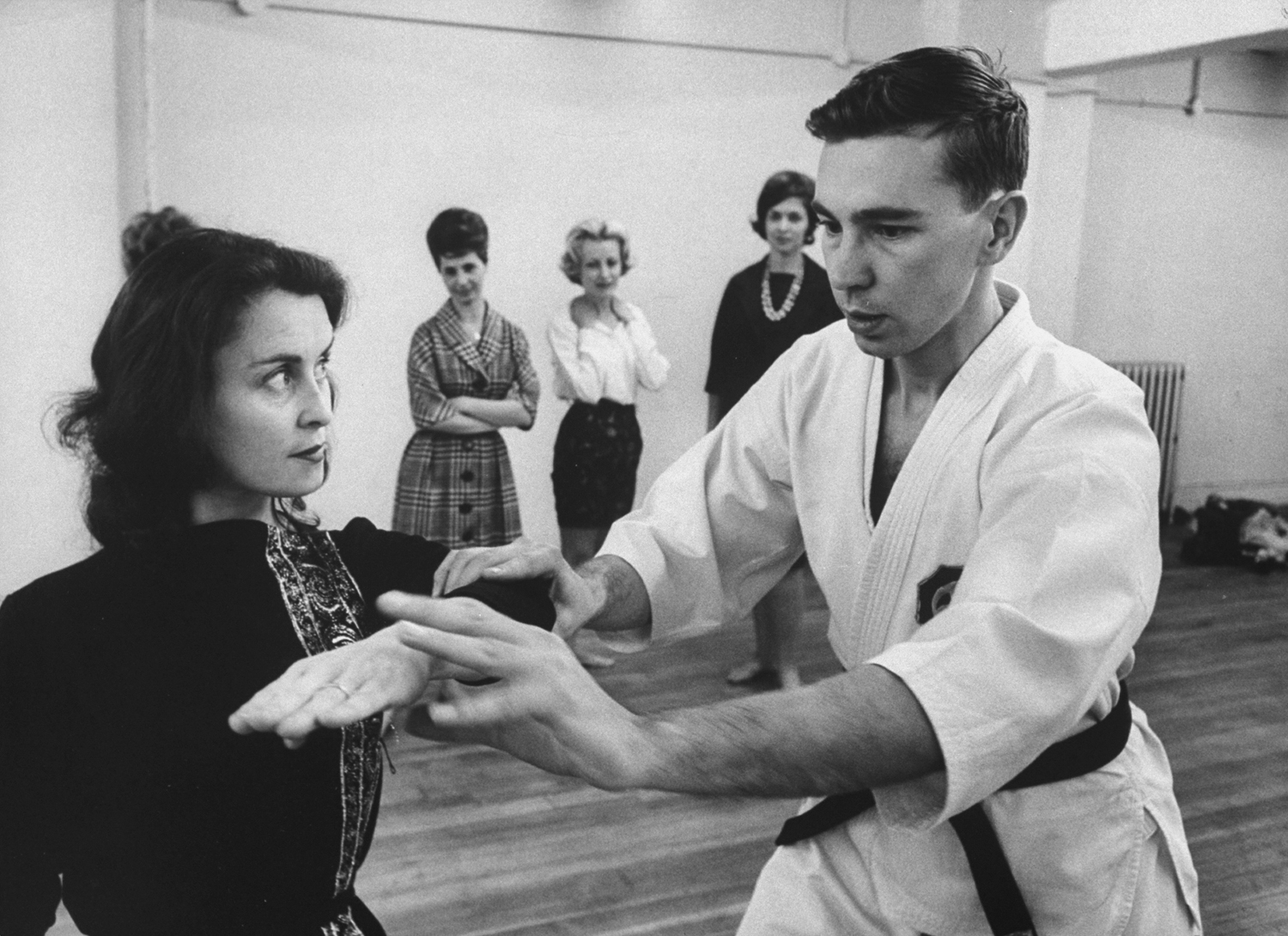 arate expert George Mattson holds extra classes for women in the art of self-defense.
