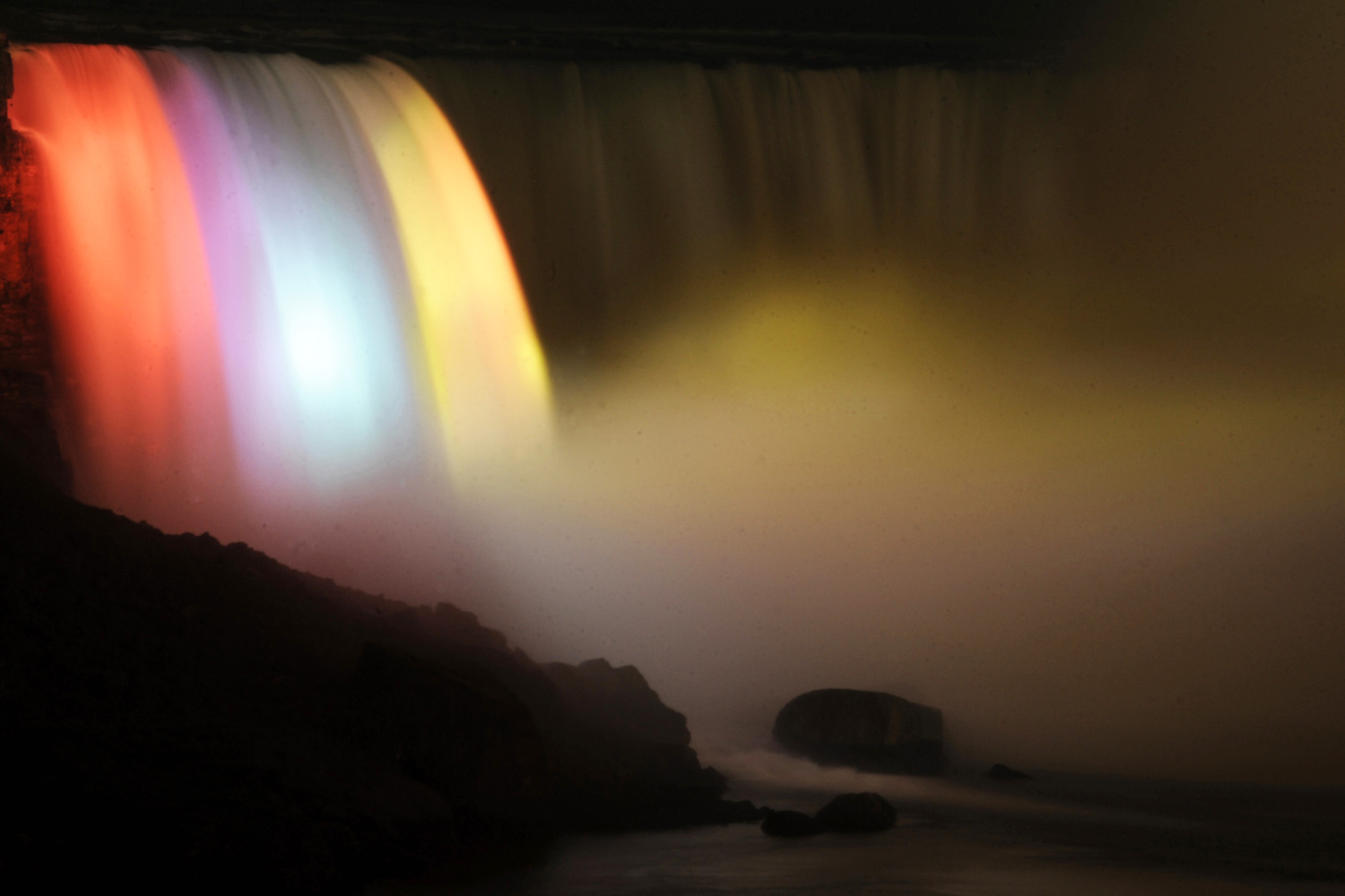 Niagara Falls-Lights