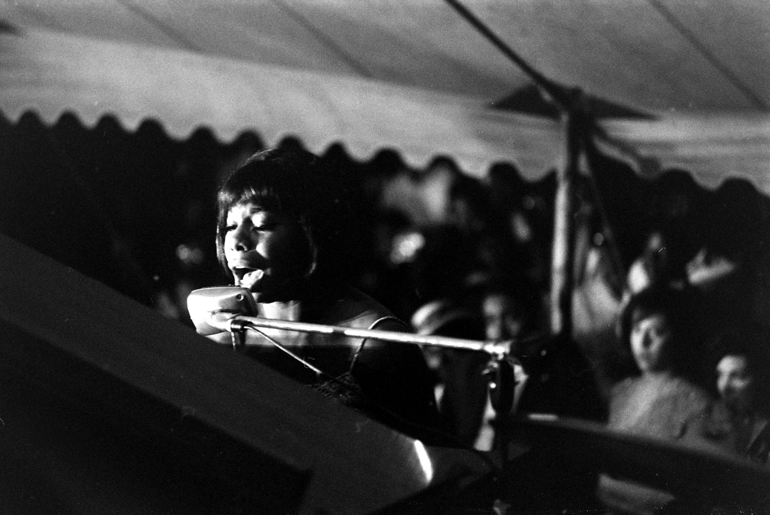 Nina Simone performs during the Salute to Freedom benefit concert in Birmingham, Ala., August 5, 1963.