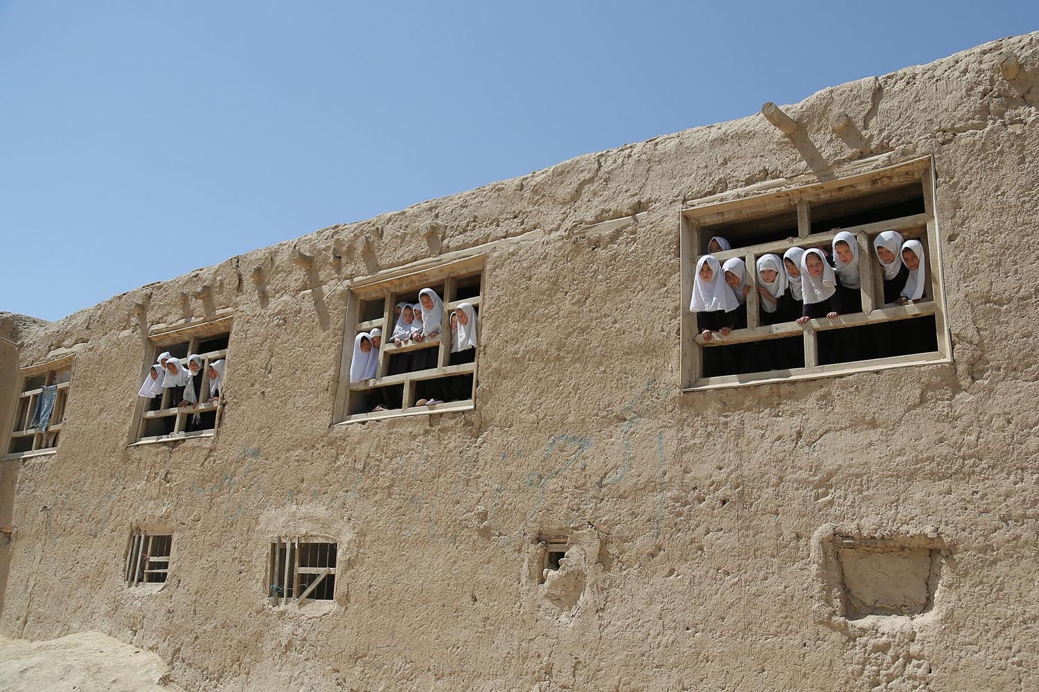 AFGHANISTAN-GHAZNI-SCHOOL LIFE