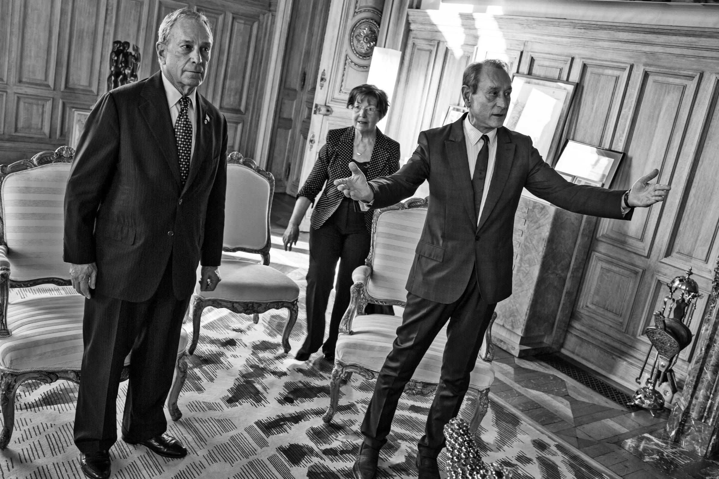 Paris, France - SEPTEMBER 23: Behind the scenes with New York Mayor Michael Bloomberg on the 23rd September 2013 in Paris, France.  Here Mayor Bloomberg meets with Paris Mayor, Bertrand Delanoe at the mayor's office at the 'Hotel de Ville' in Paris. (Photos by Charles Ommanney/ Reportage by Getty Images)