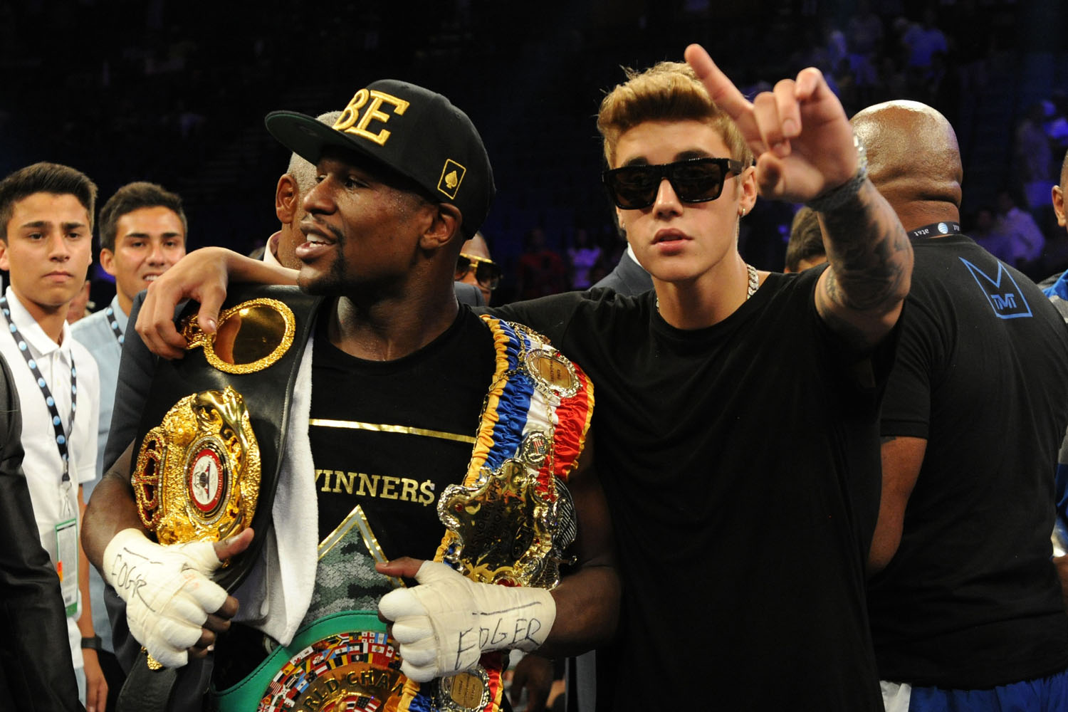 Justin Bieber with Floyd Mayweather after he defeated Saul Alvarez in Las Vegas, Nevada
