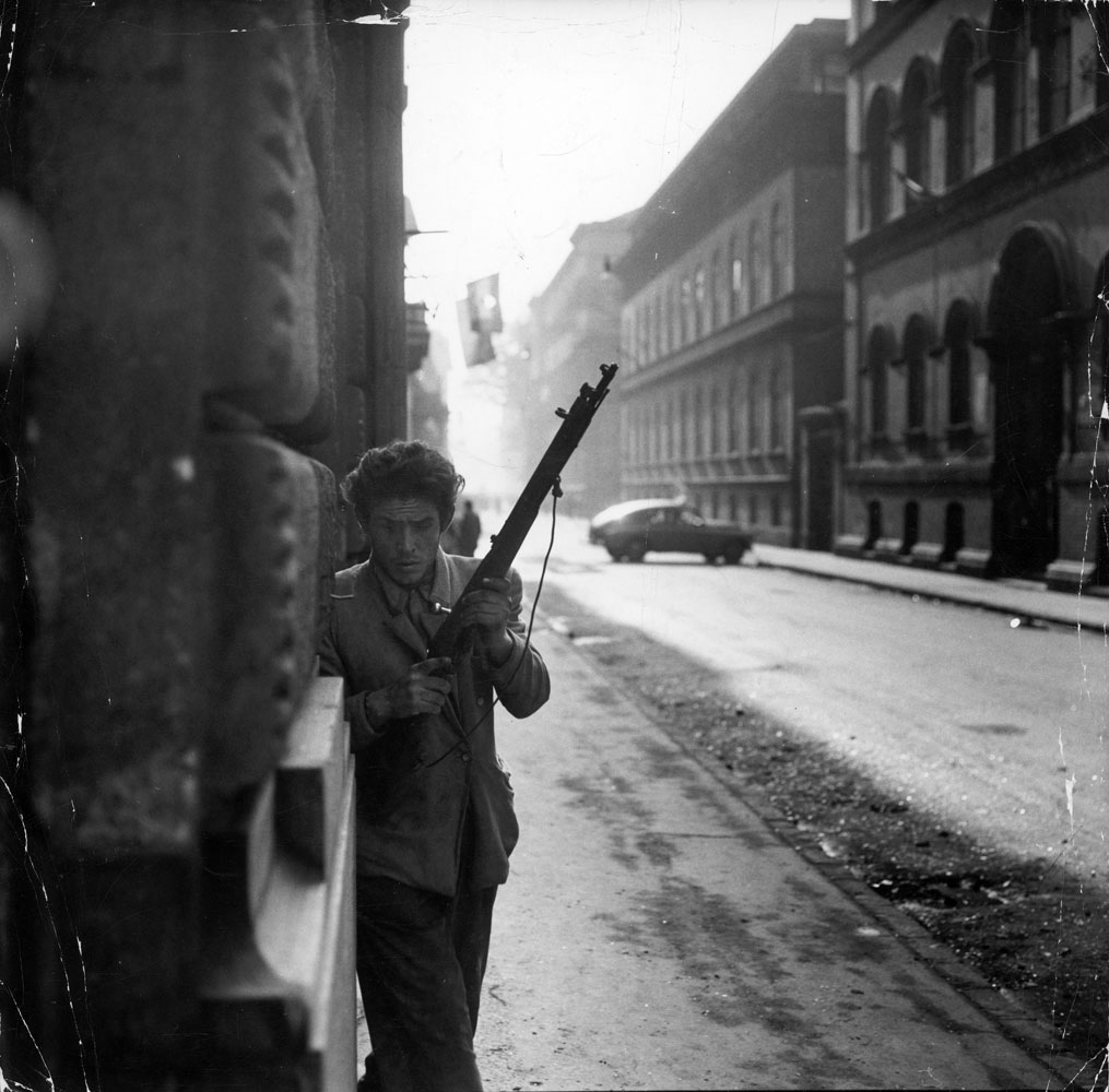 Not published in LIFE. Hungarian rebel fighter, Budapest, 1956.