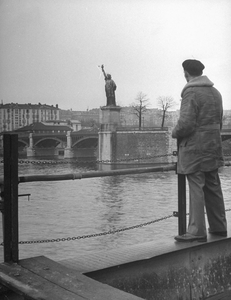 A small sister of the Statue of Liberty beside the Seine, 1946.
