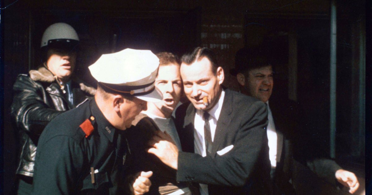 An End to Conspiracy? Rare Photo of Lee Harvey Oswald's Arrest Suggests Why  He's Guilty | Time