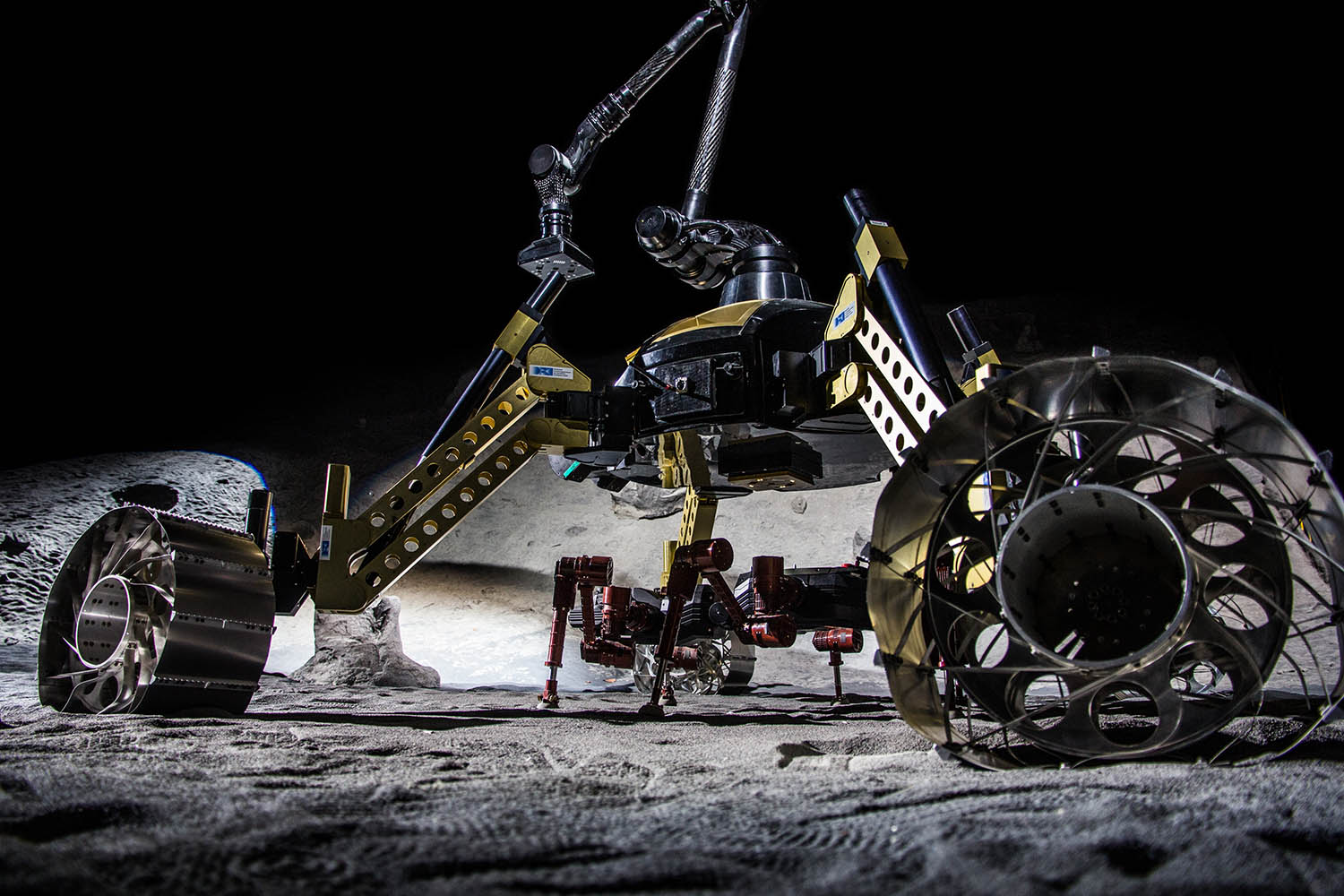 Bremen robot duo for possible lunar mission