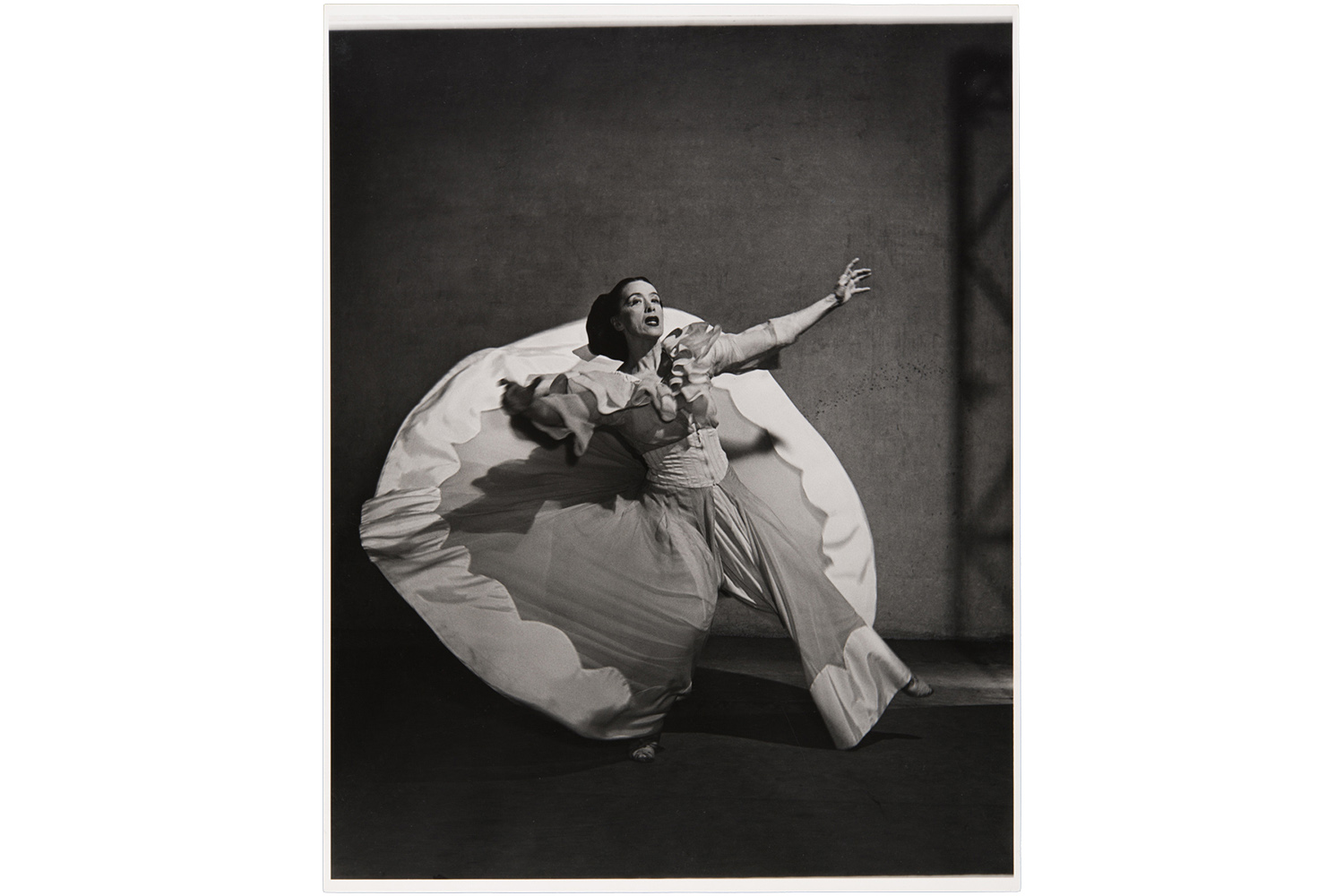 Martha Graham in Letter to the World, 1946