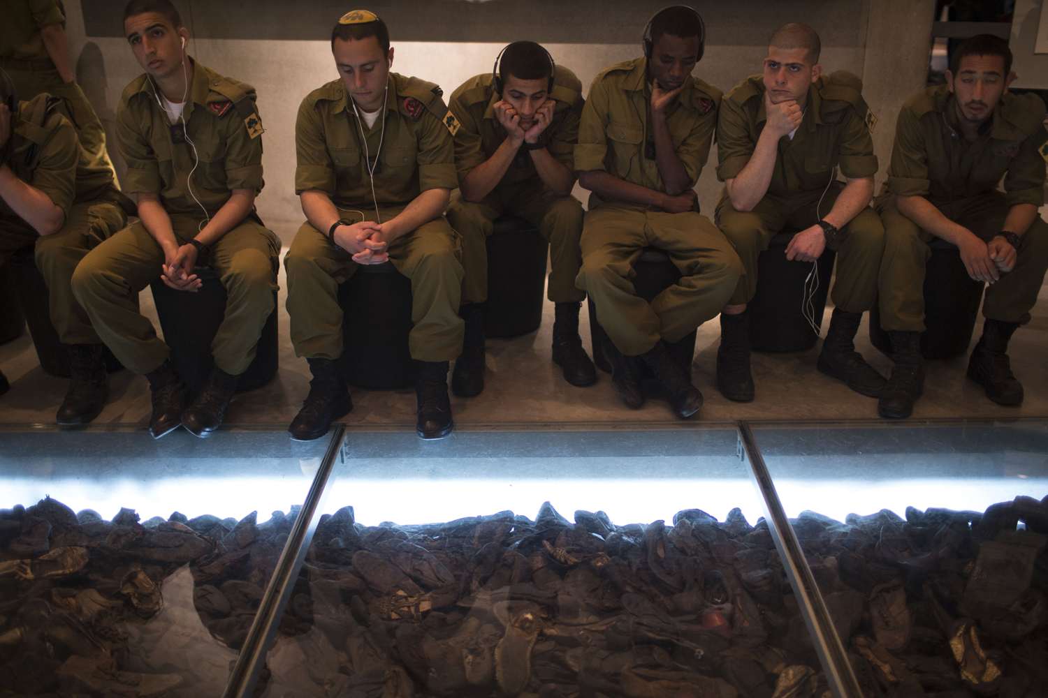 BESTPIX Israelis Visit Yad Vashem During International Holocaust Memorial Day
