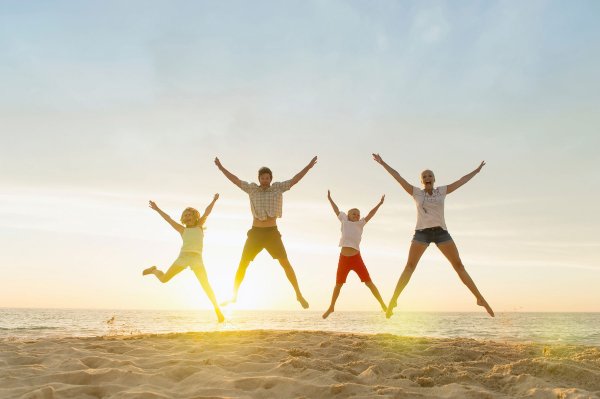 Risultato immagini per The 4 Key Things That Makes Us Truly Happy According To Psychologists