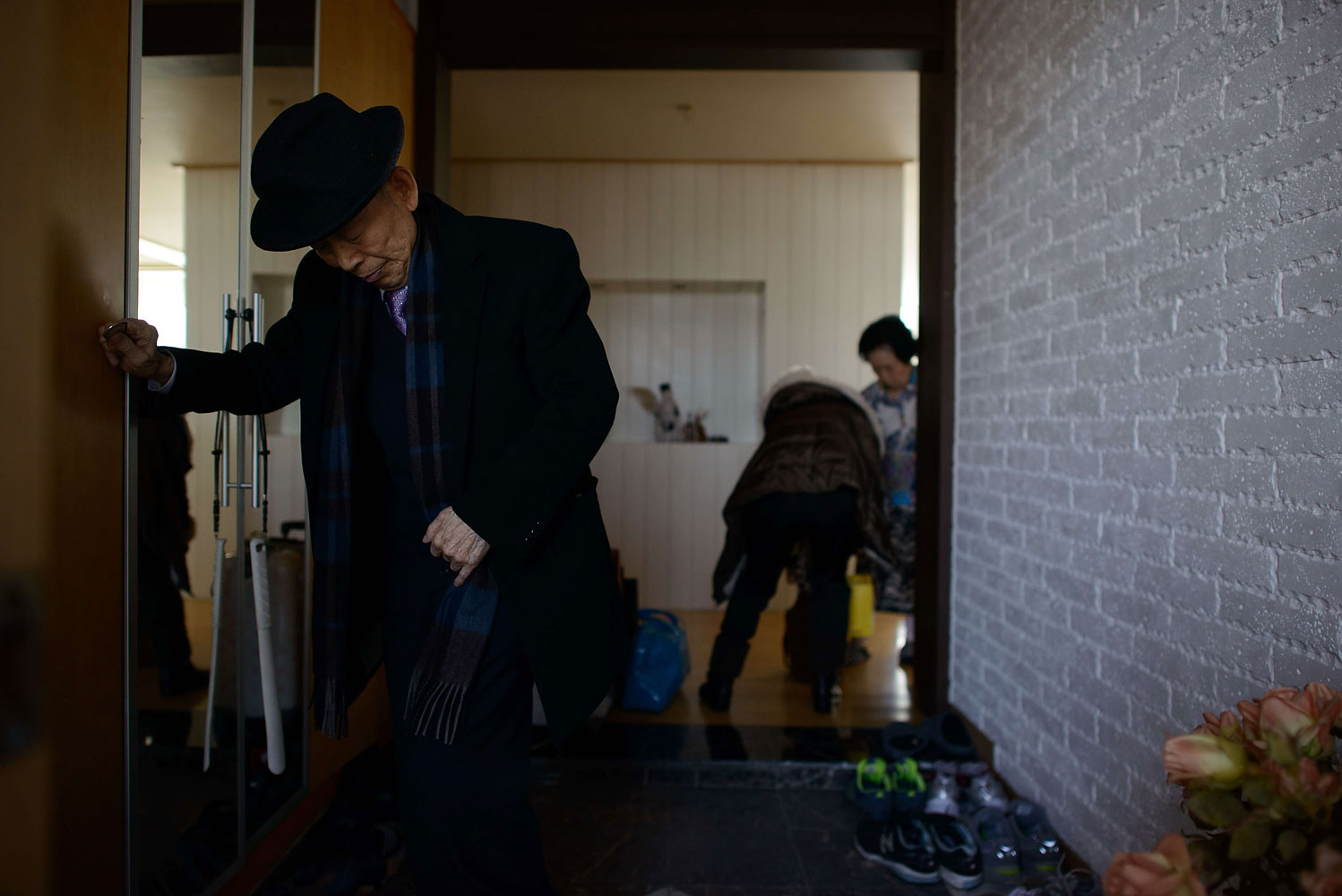 Kim Se-Rin leaves his home on the outskirts of Seoul, as he prepares to visit his relatives in North Korea whom he had not seen for 60 years, Feb. 19, 2014.