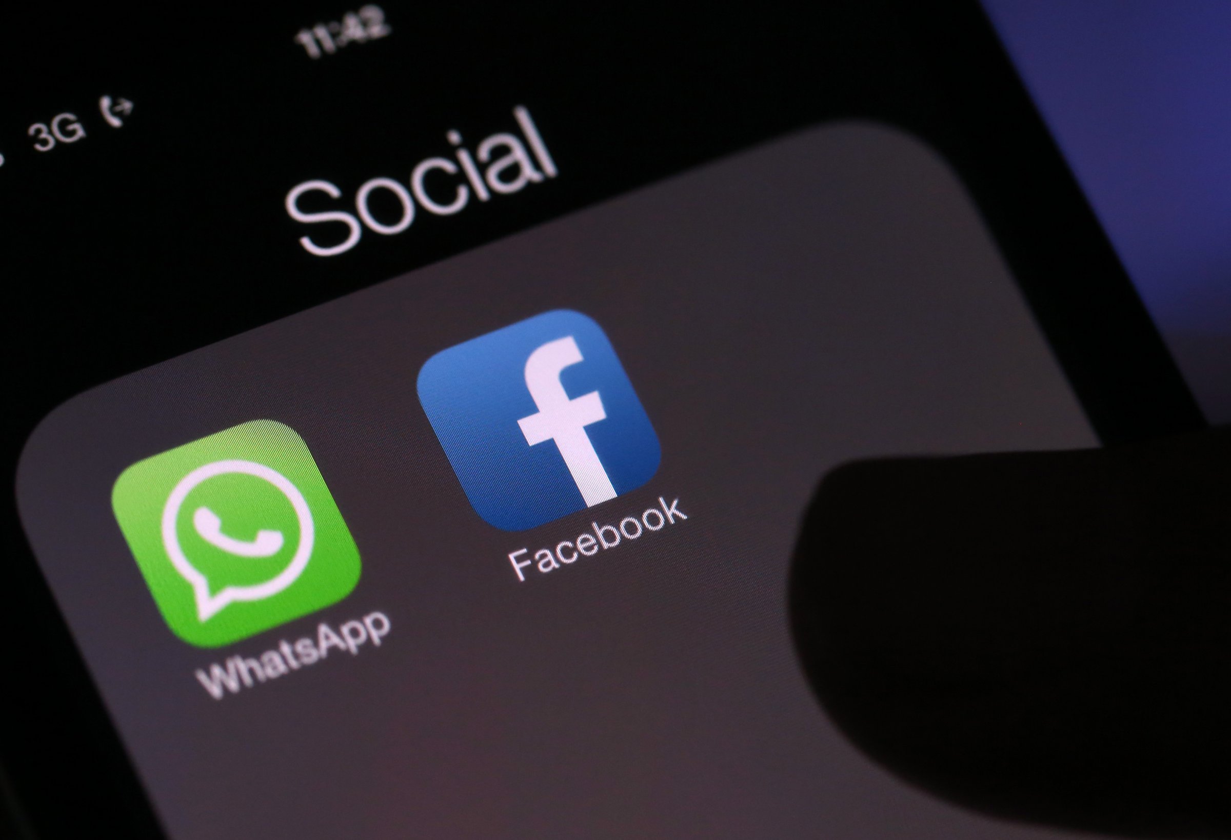 Images of WhatsApp As Facebook Inc. Makes Acquisition For $19 Billion