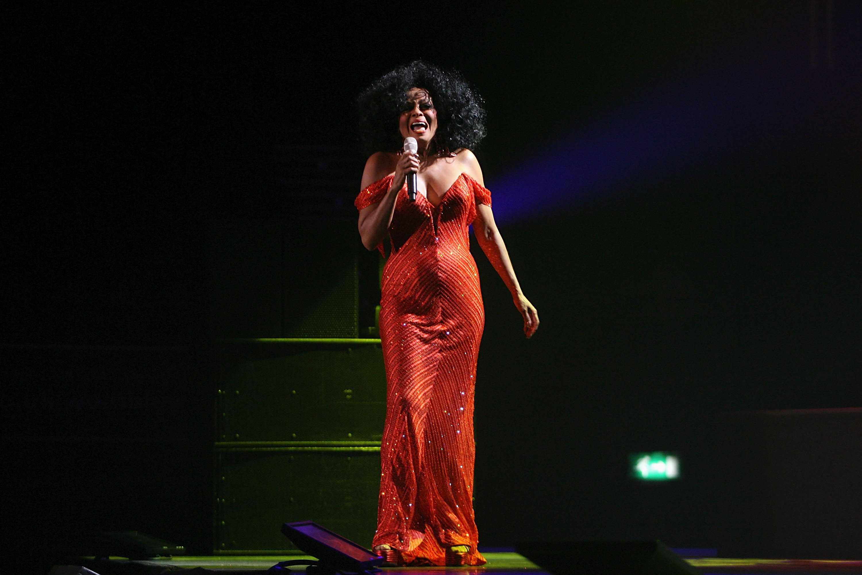 Diana Ross performs at Wembley Arena on May 9, 2007 in London, England.