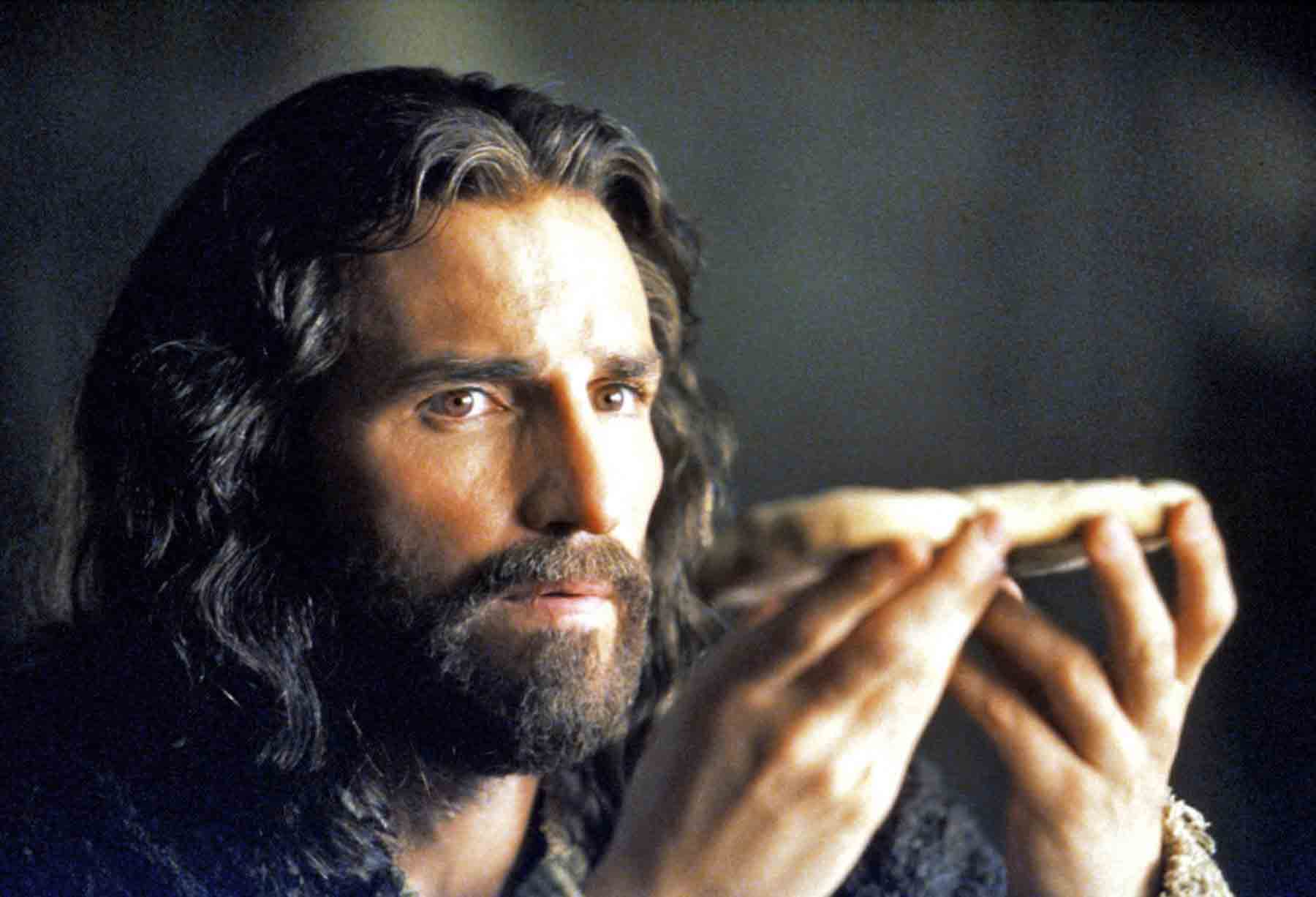The Passion of the Christ 2004 Mel Gibson Film Still Jim Caviezel
