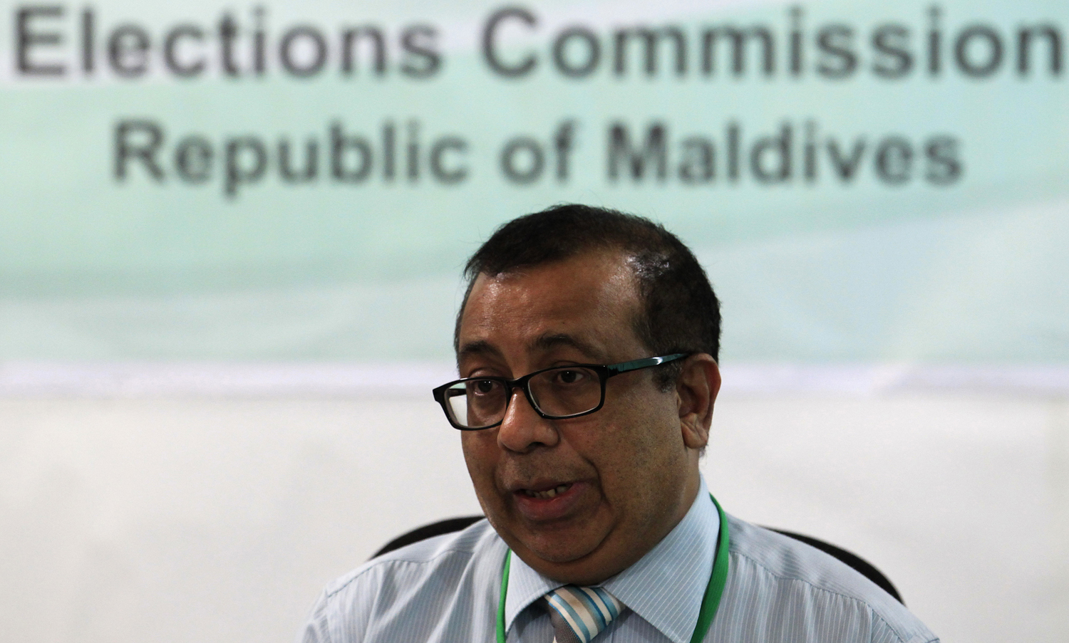 Maldives Election Commissioner Fuwad Thowfeek speaks during a news conference in Male, October 18, 2013. (Dinuka Liyanawatte—Reuters)