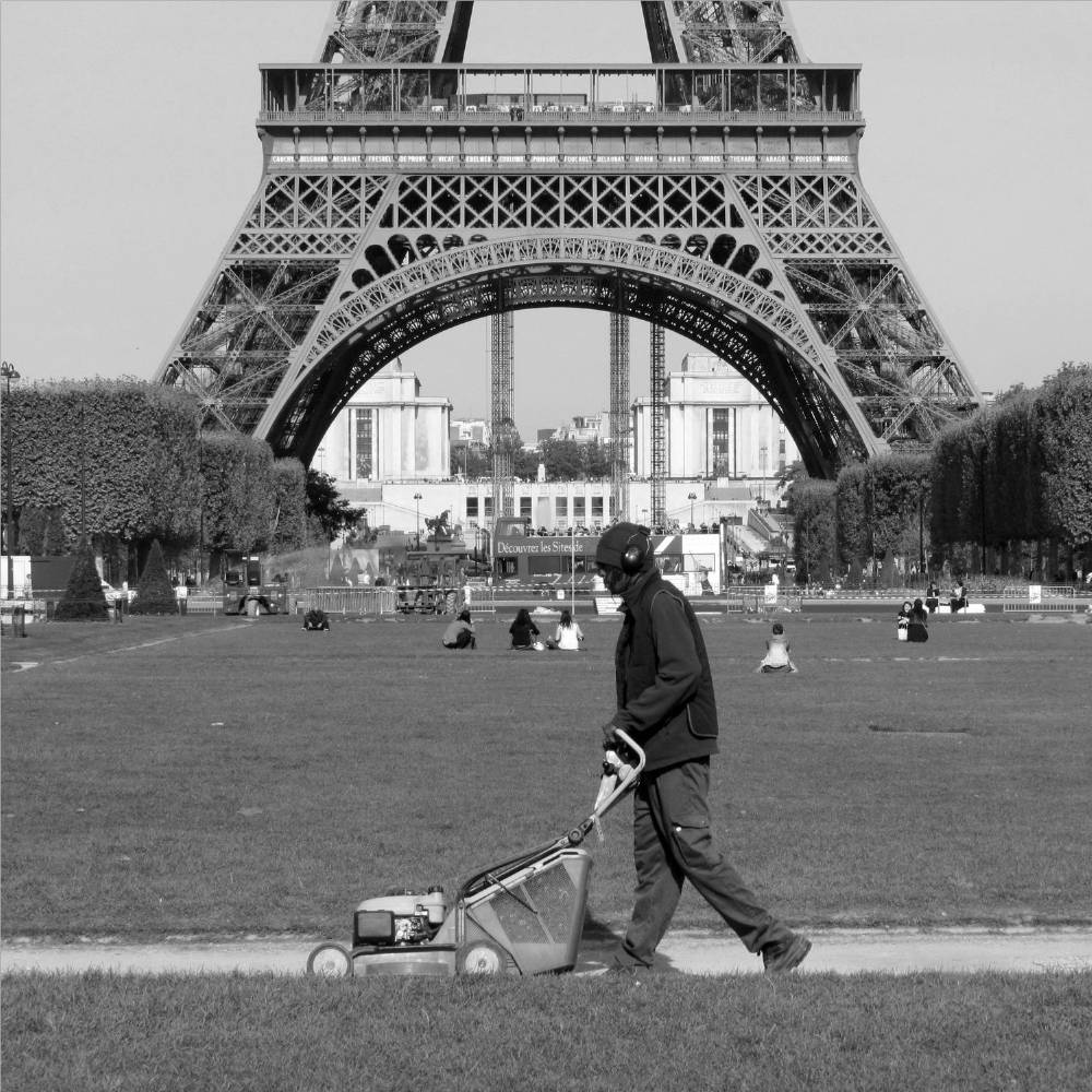 Eiffel Tower by Martin Kodera