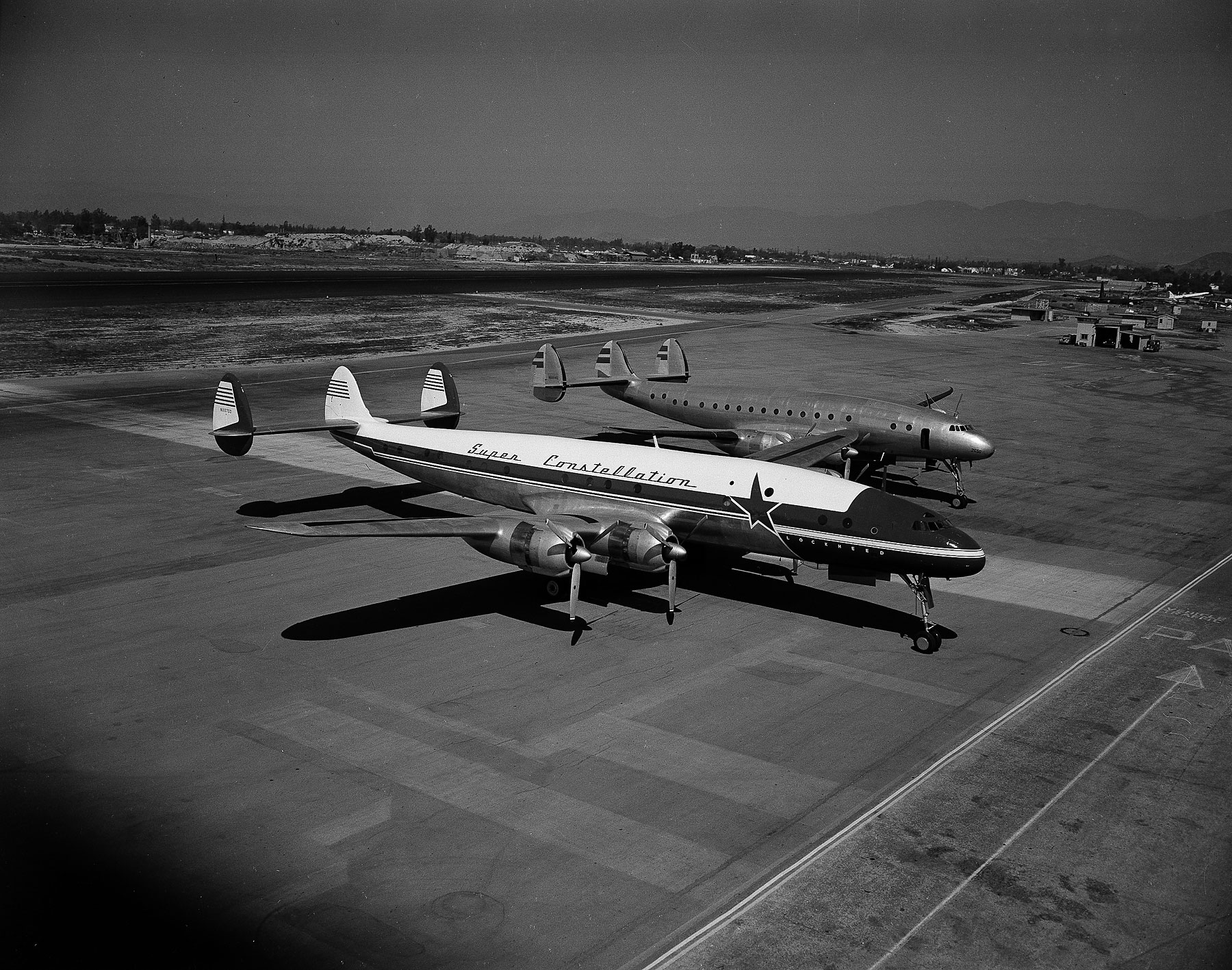 An example of a Lockheed Super Constellation, the same type of plane as Flying Tiger Line Flight 739. (Lockheed Corp—AP)