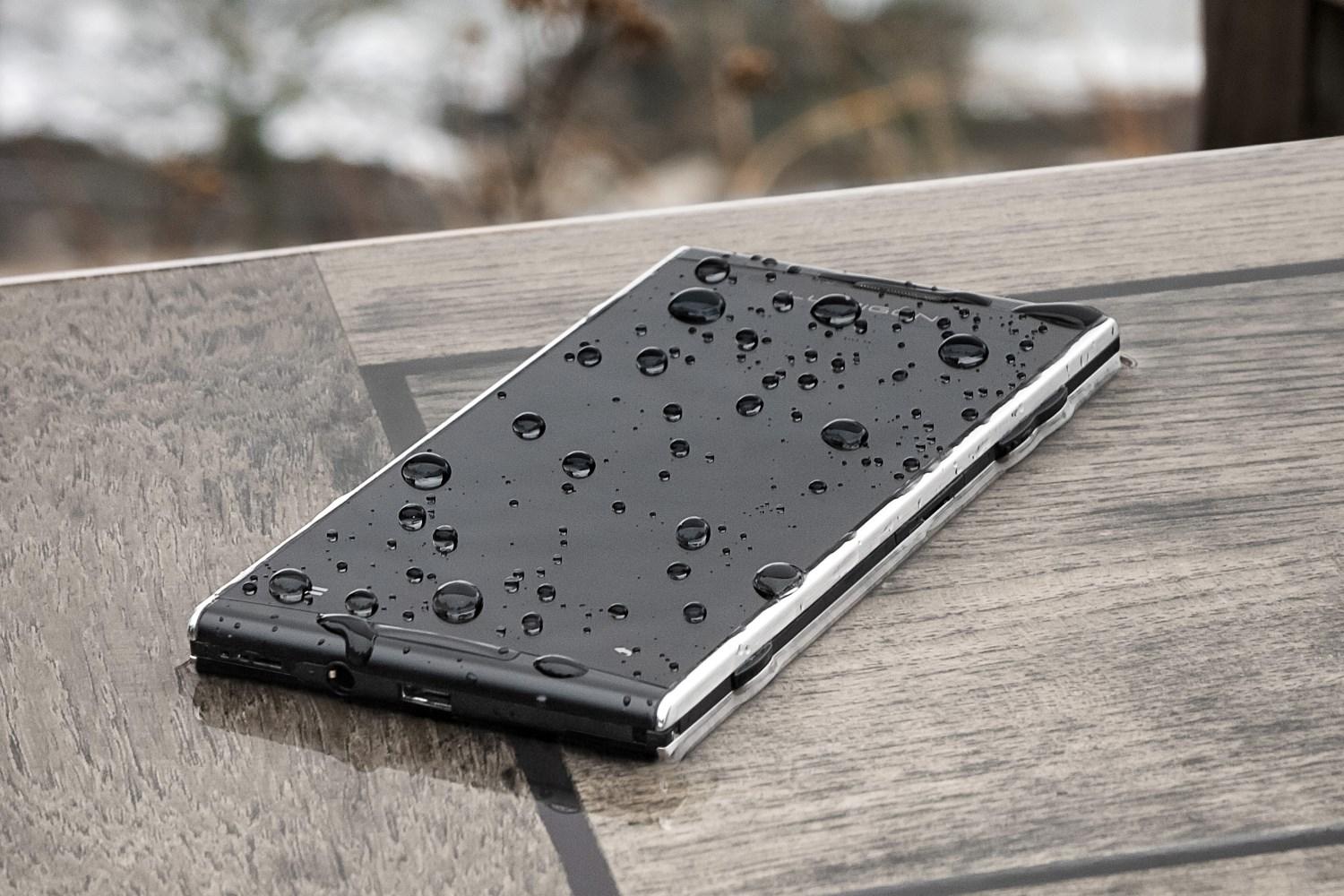 The Lumigon T2 HD Android phone features a front-facing flash and is water-resistant. (Lumigon)
