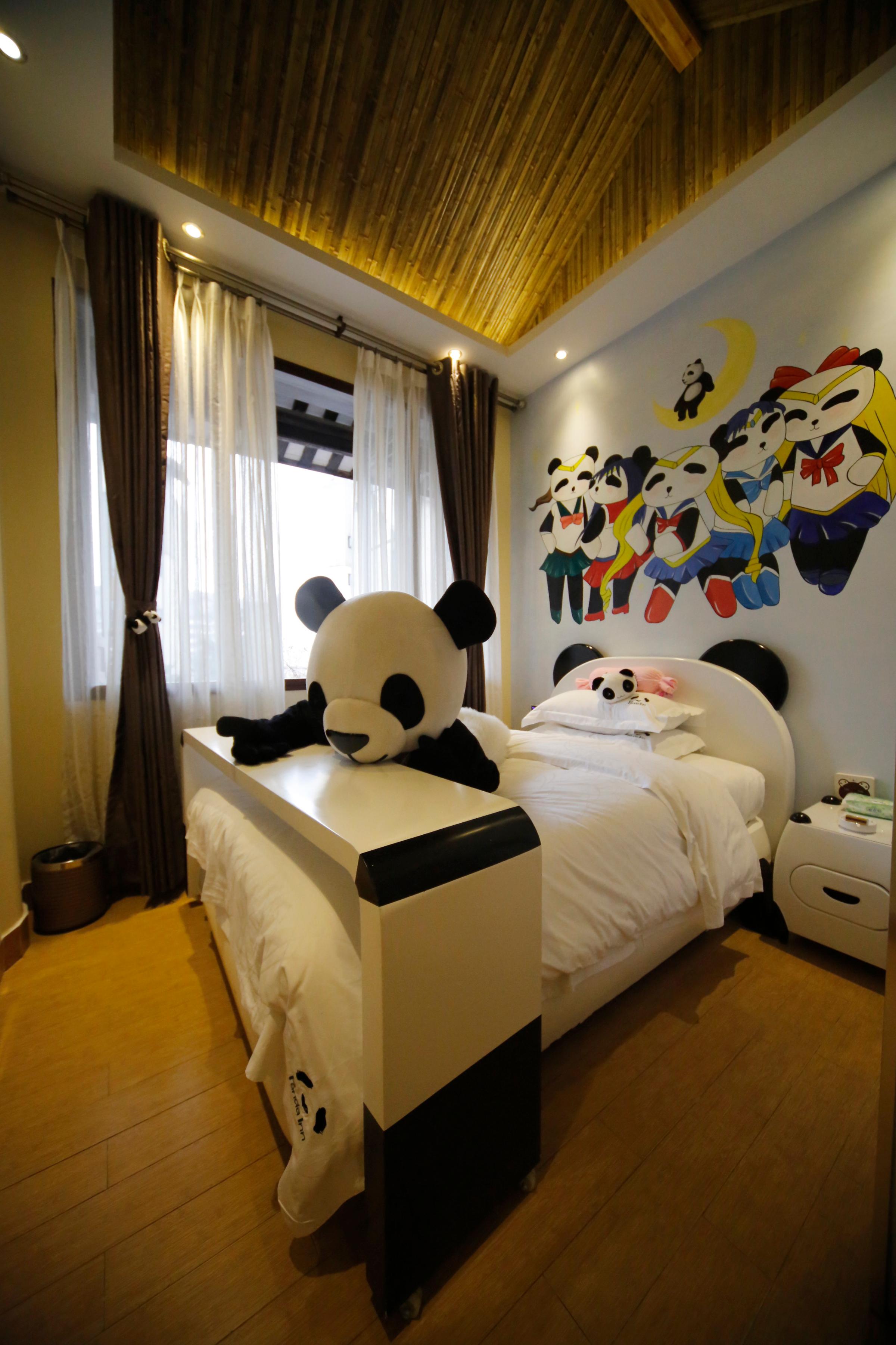 CHINA-LIFESTYLE-PANDA-HOTEL