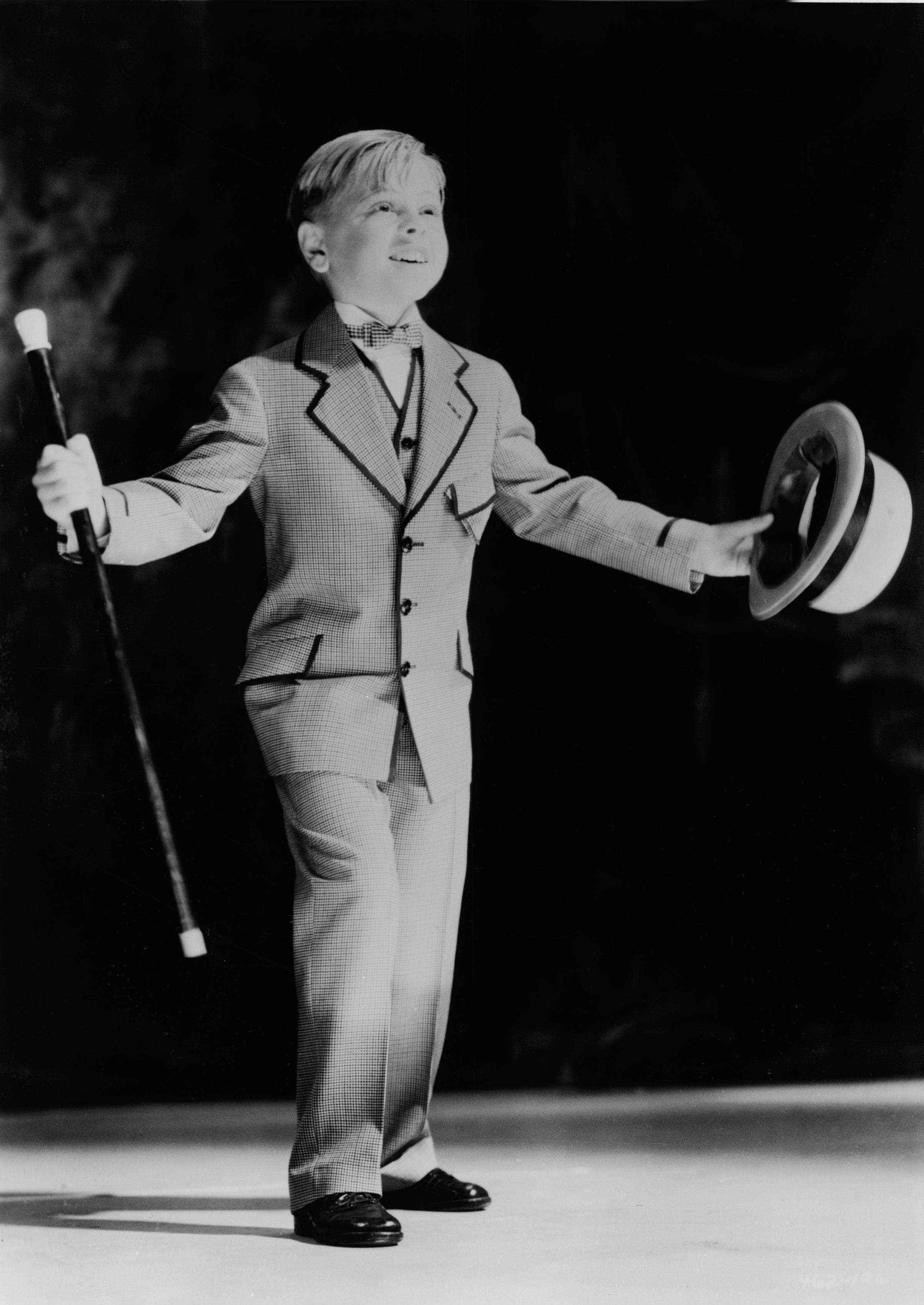 Mickey Rooney Does A Little Dance