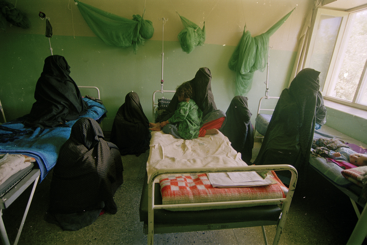 A women's hospital in Kabul, under Taliban rule, 2000. (Lynsey Addario)
